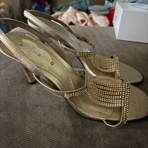 Golden sandal size 8